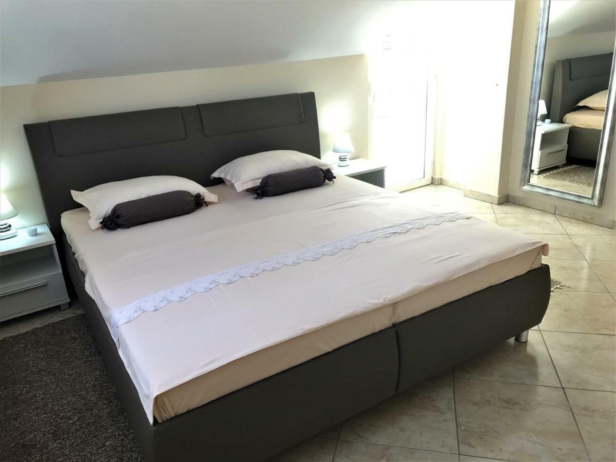 לומבארדה Apartmani Fortuna מראה חיצוני תמונה