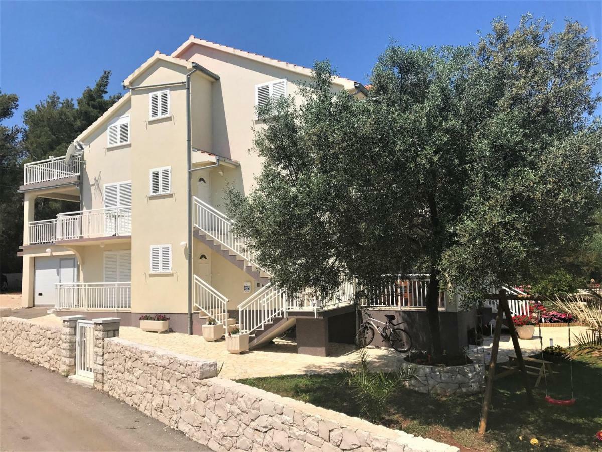 לומבארדה Apartmani Fortuna מראה חיצוני תמונה